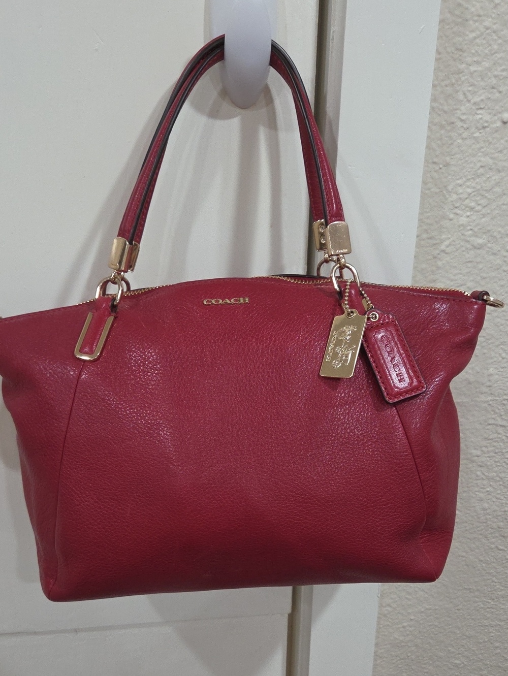 Coach Madison Kelsey 28095 Red Leather Shoulder Satchel with Gold Hardware